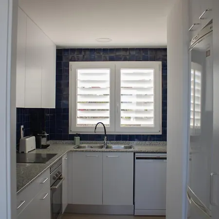 Precioso En 1º Linea De La Solo Familias Apartamento